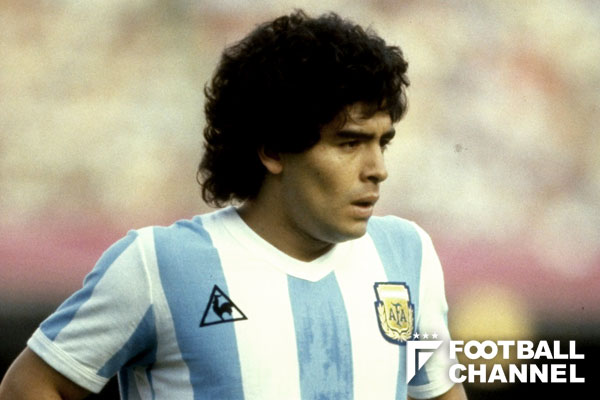 マラドーナ伝説の始まり。18歳で決めたアルゼンチン代表初ゴールが巧い！